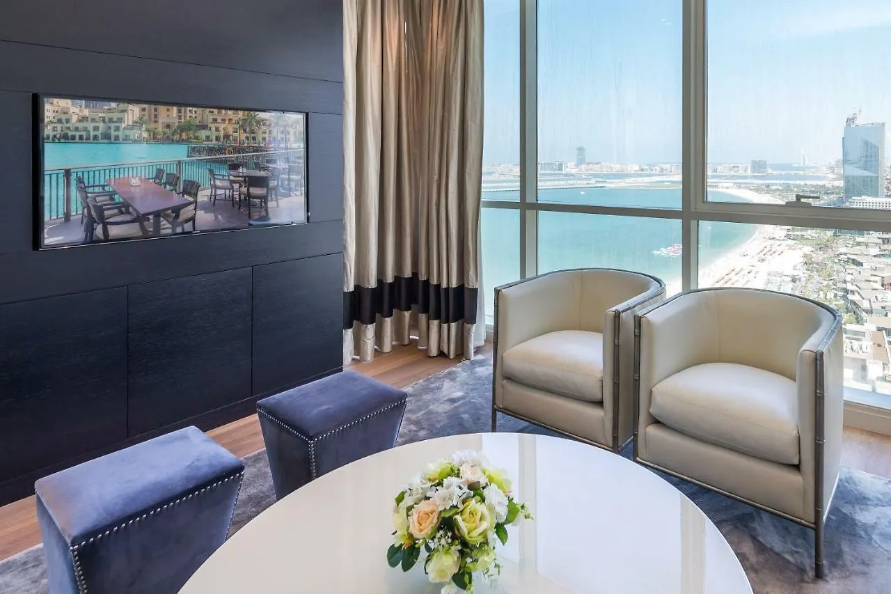 Luxury Living With Sea View And Private Beach In Jbr By Deluxe Holiday Homes Dubai Apartment