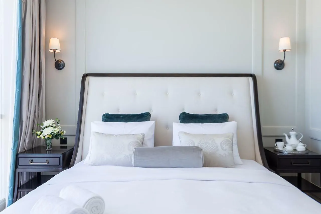 Luxury Living With Sea View And Private Beach In Jbr By Deluxe Holiday Homes Dubai Apartment