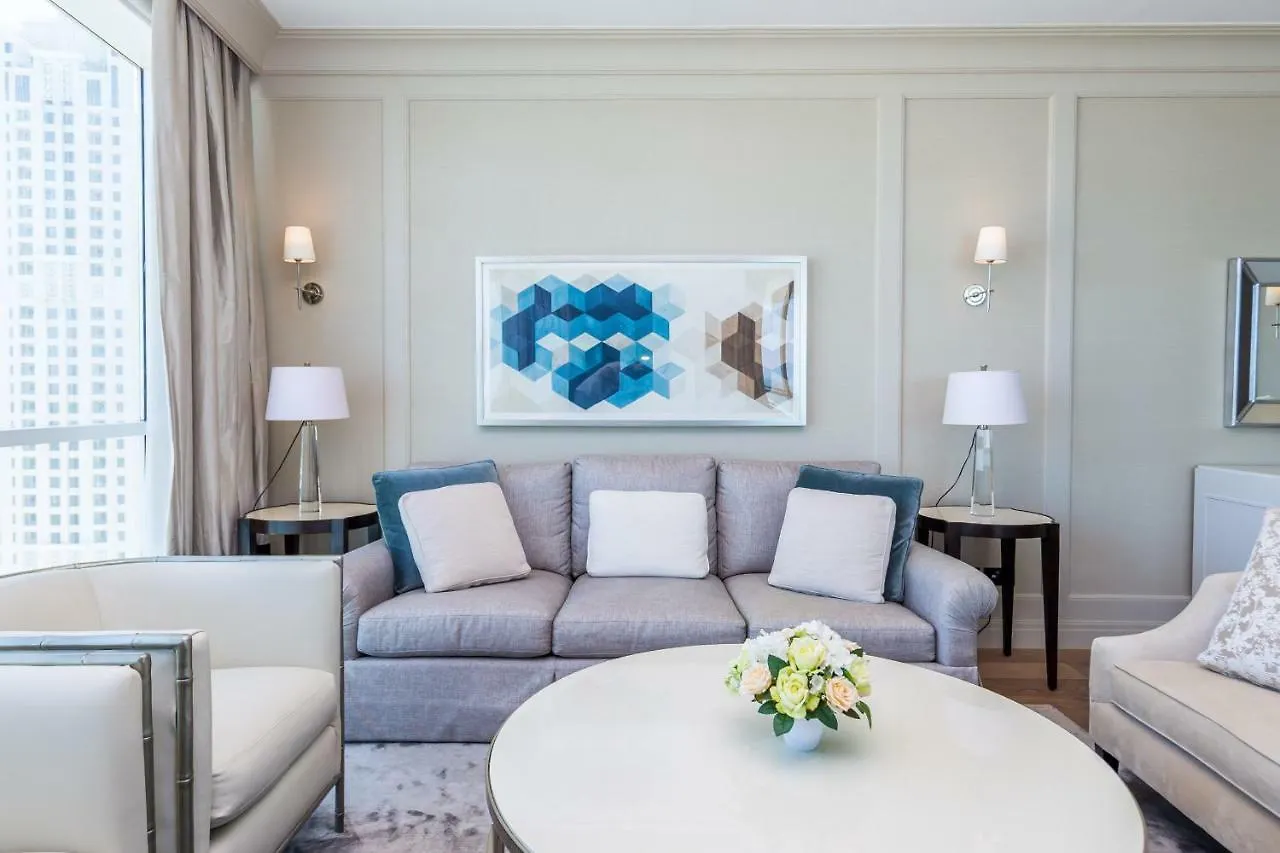 Luxury Living With Sea View And Private Beach In Jbr By Deluxe Holiday Homes Dubaï Appartement